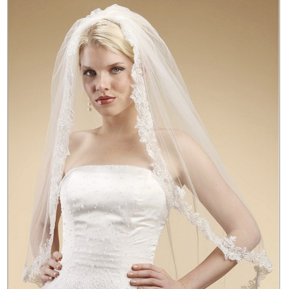 Marielle Veil (Mantilla)